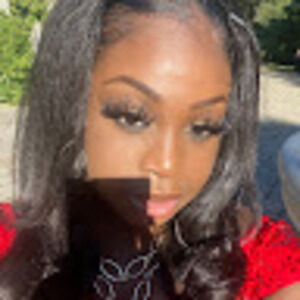 Meet your Posher, Ebony